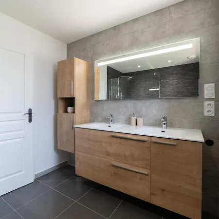 Feriehus Les Combettes - Terrasse, Jardin & Proche *