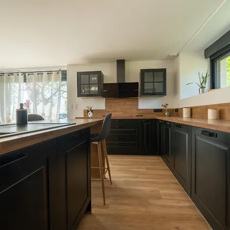 Feriehus Les Combettes - Terrasse, Jardin & Proche *